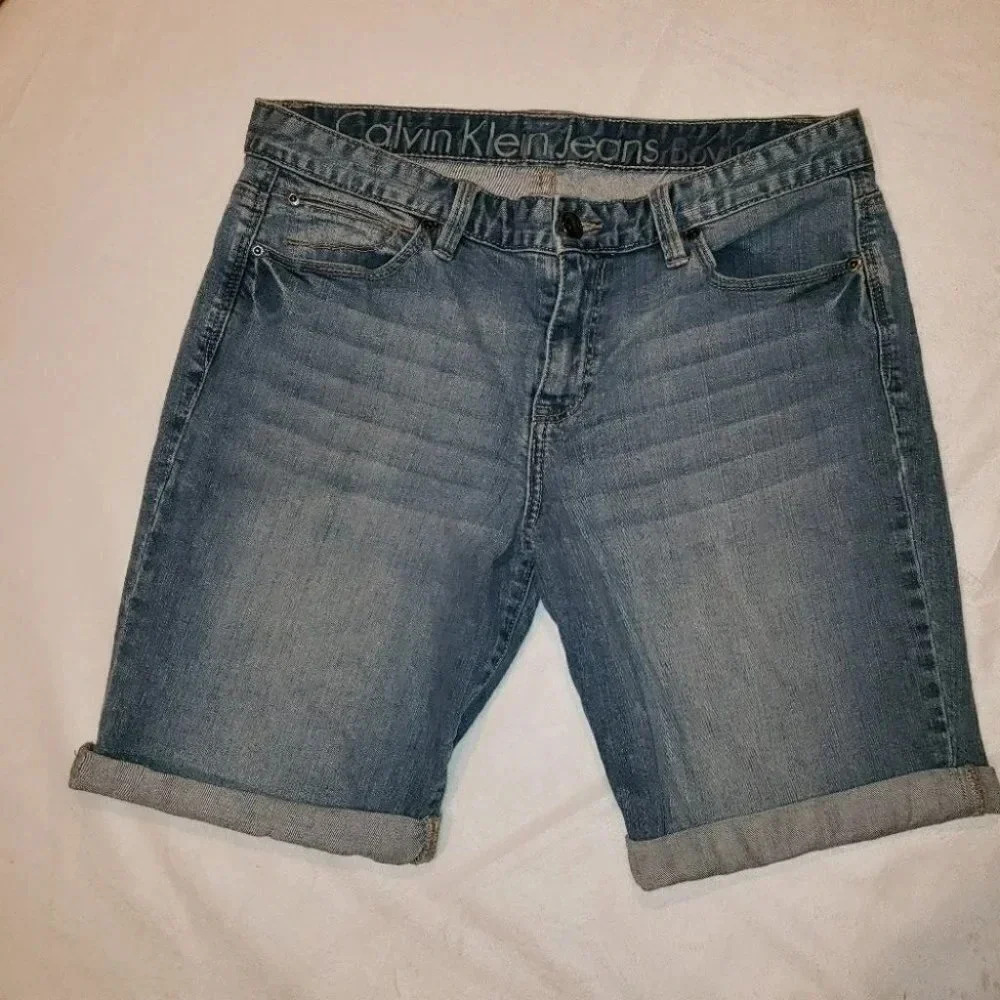 Vintage Calvin Klein blue Jean Bermuda‎ shorts size 10